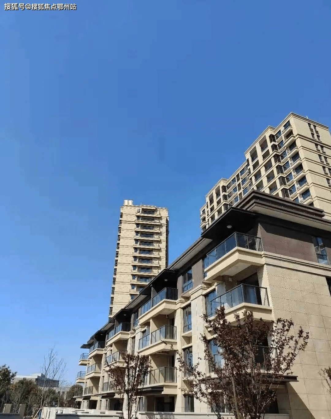 海宁长安轻轨旁翠园别墅——翠园【杭海学府】——欢迎您!