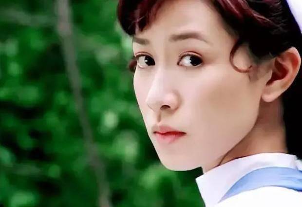 脸部|佘诗曼脸部20年变化，岁月是不是太过分了？