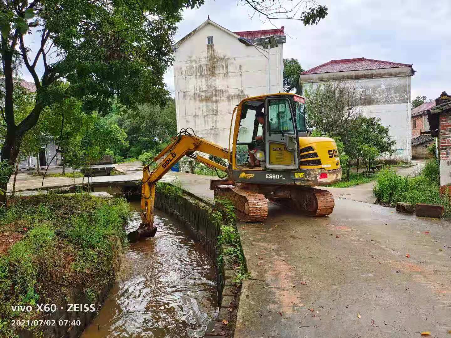 江西余江县锦江镇图片