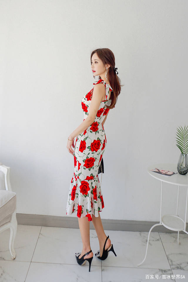 魅力|几款穿出女性魅力的连衣裙，清雅自信显气质