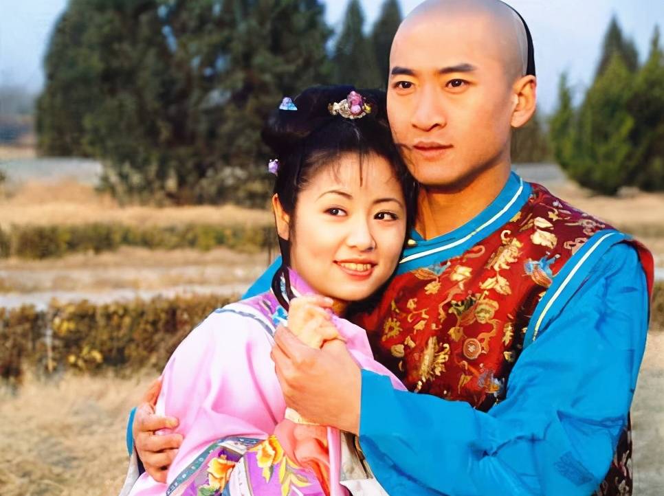 紫薇有多心机五阿哥尔泰的2件事一直瞒着小燕子尔康都被蒙蔽