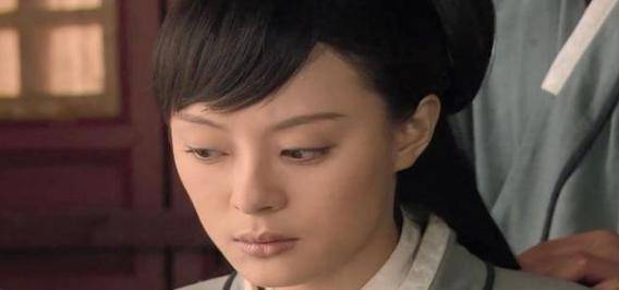 果郡王|皇帝在凌云峰重逢甄嬛，为啥着急宠幸身体虚弱的甄嬛？谁看懂了