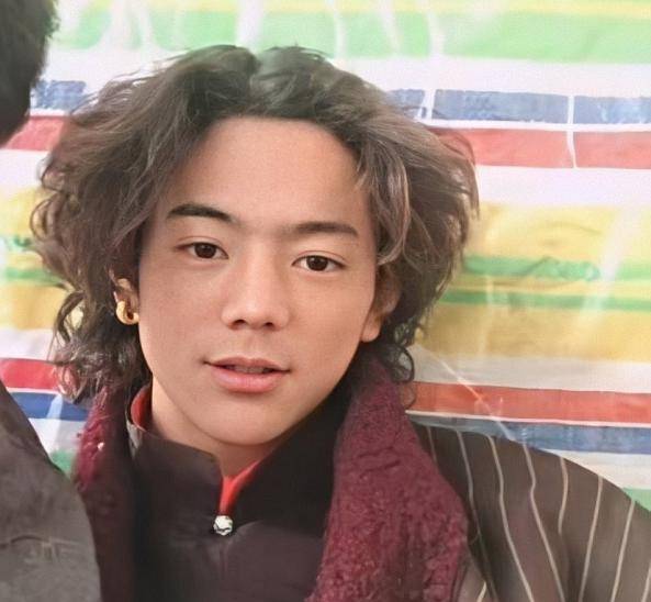 一觉醒来热搜第一!丁真连线女排现场,宁静误入后反客为主