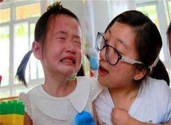 因为|“新型冷暴力”正在幼儿园盛行，孩子表达不出来，家长也一无所知