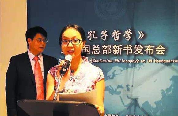 从学霸到联合国官员,她从河大走出,曾带头支援我国抗疫前线!_翟莹