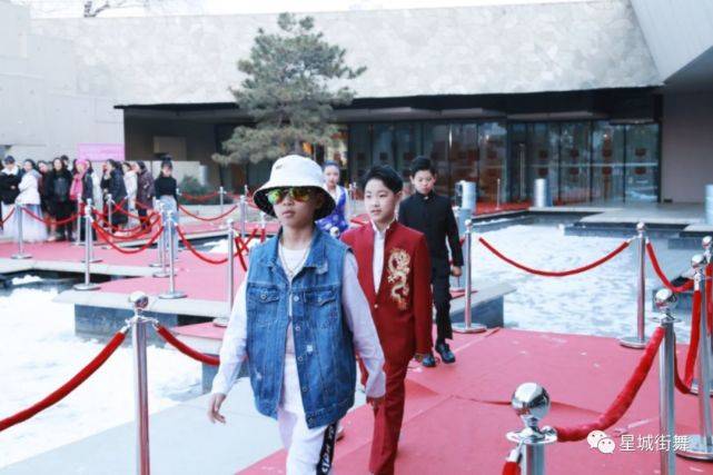 活动|星城街舞KIMI老师带领学员参加鸟巢年度盛典