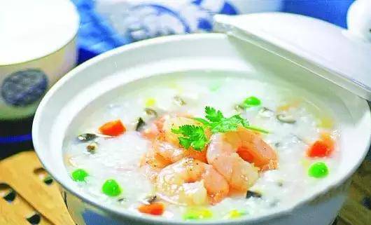 显示|研究显示：娃是否固定吃早餐，有30到50分的成绩差距，妈妈要上心