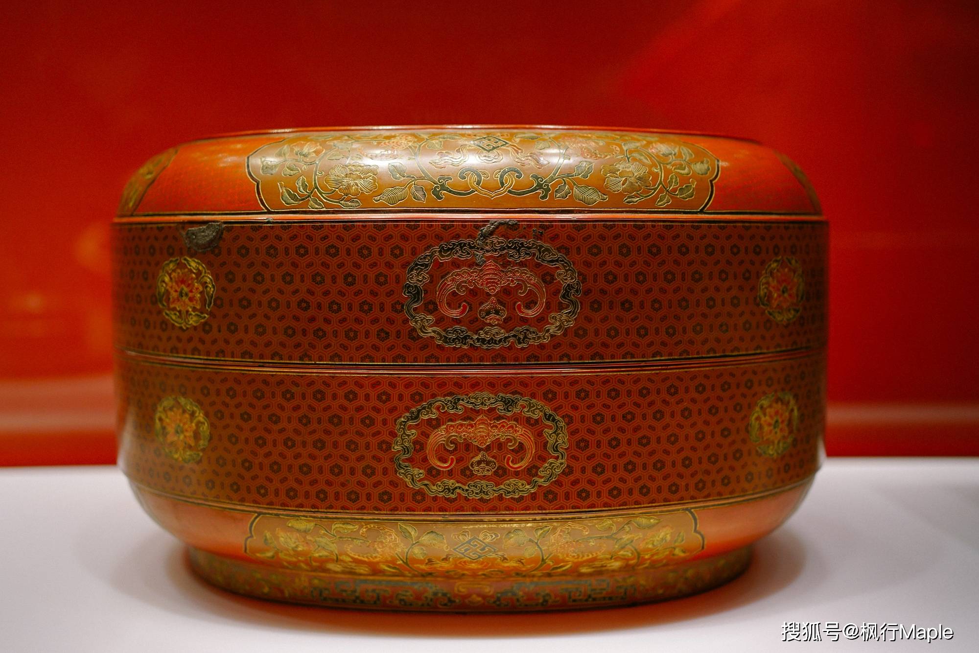 今夏到北京来看展!106件故宫馆藏皇室漆器,解读百里千刀一两漆_剔红