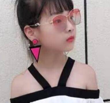 小孩子|小女孩戴什么耳环好？