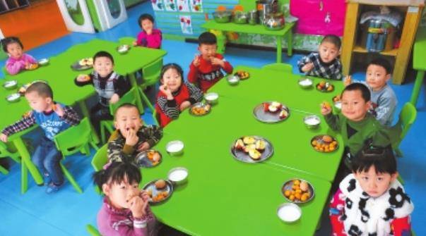 家长|孩子上幼儿园后,要不要在学校吃早餐?做对了,对孩子成长有利