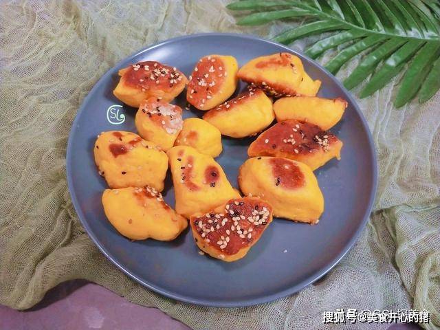 做法|立秋后,多吃南瓜,这样做,底部酥脆,内里暄软,早餐再也不发愁