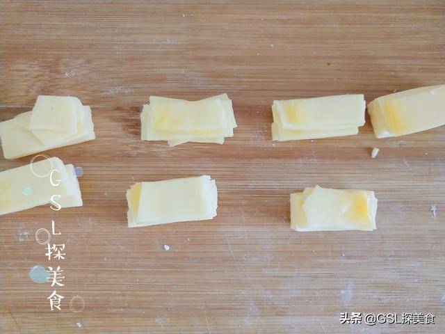 做法|教你做简单小零食，咬一口爆浆，外脆里软，好吃解馋