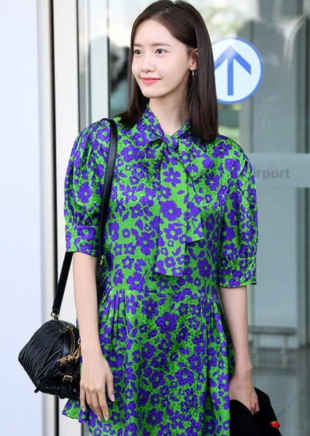 仙女|林允儿的脸太招人恨，灾难绿色都穿出仙女范，普通人穿就是大妈！