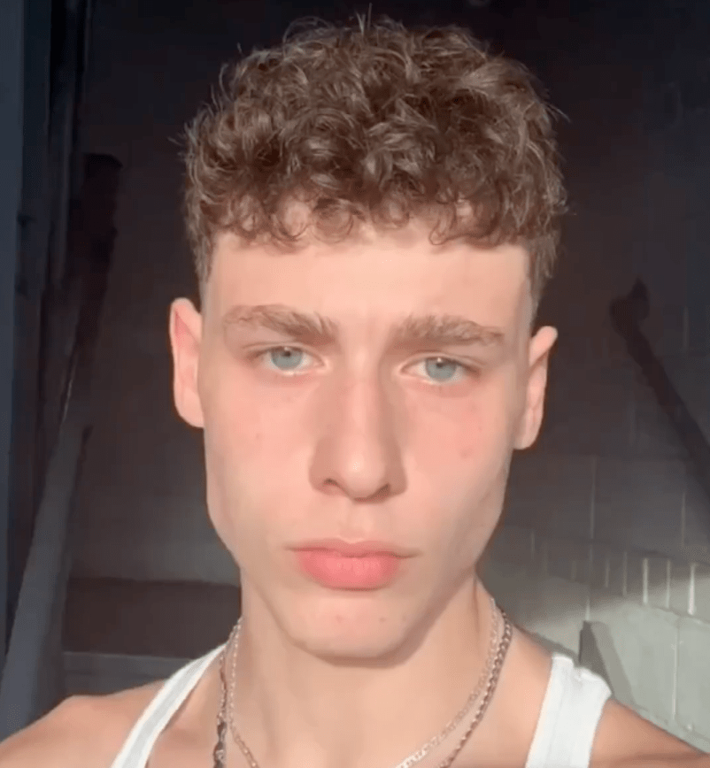 什么|男生剪寸头能帅到什么程度？