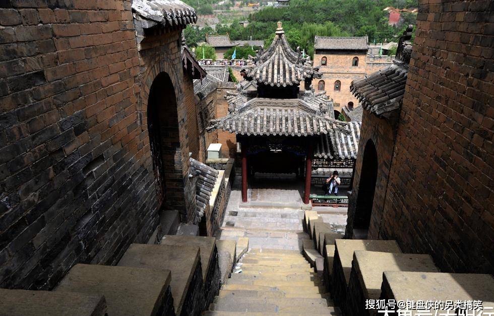 皇城相府内城始建于明代,外城则建于清朝时期,后随陈家后人不断扩建才