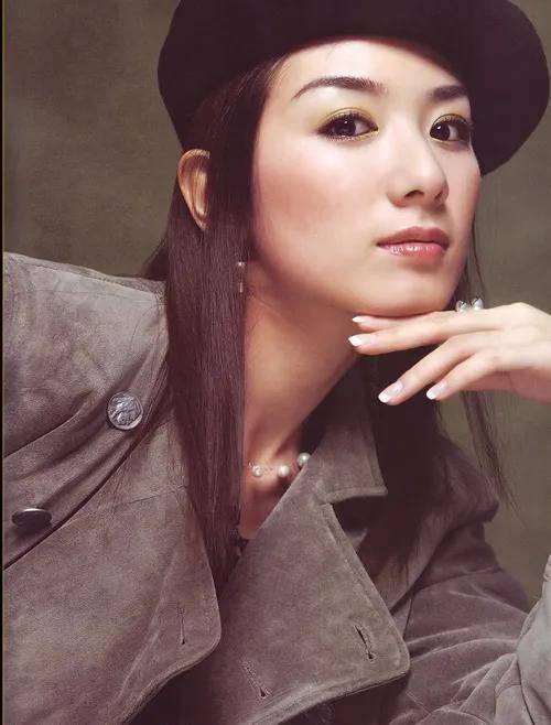 问题|给中年李嘉欣换上刘亦菲同款肉鼻头，会变什么样？