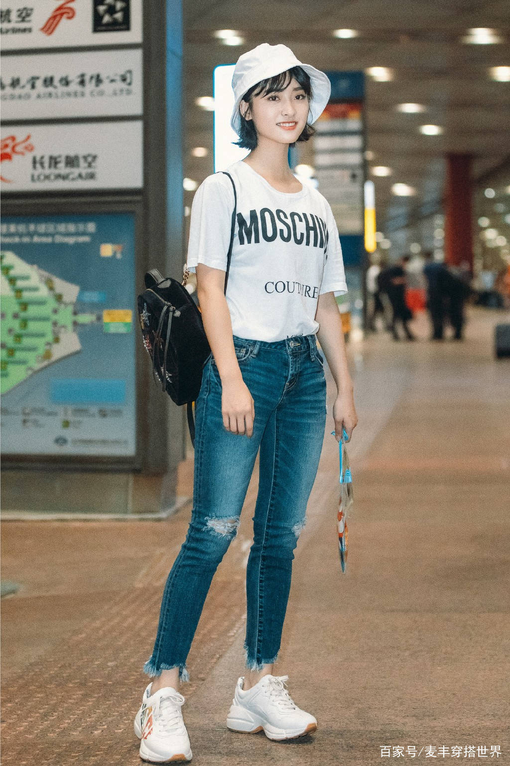 沈月新|沈月新戏开机，穿玫粉色连衣裙甜美可爱，搭档言承旭引众人期待