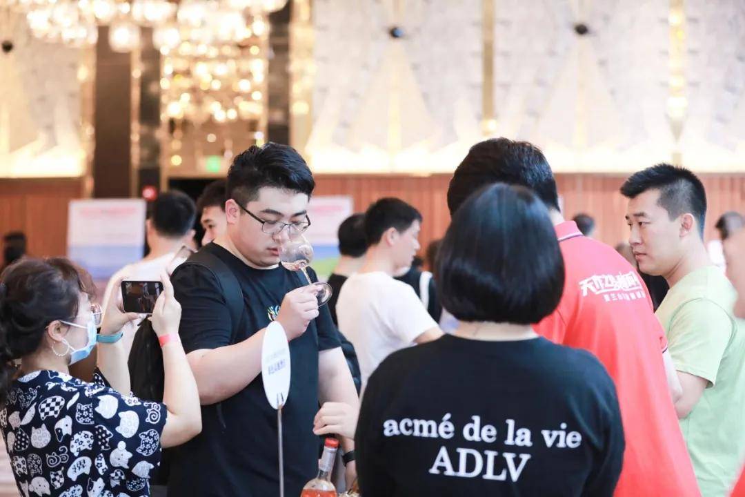 酒庄|圆满收官！贺兰山东麓葡萄酒银川产区2021城市巡展南京站成功举办