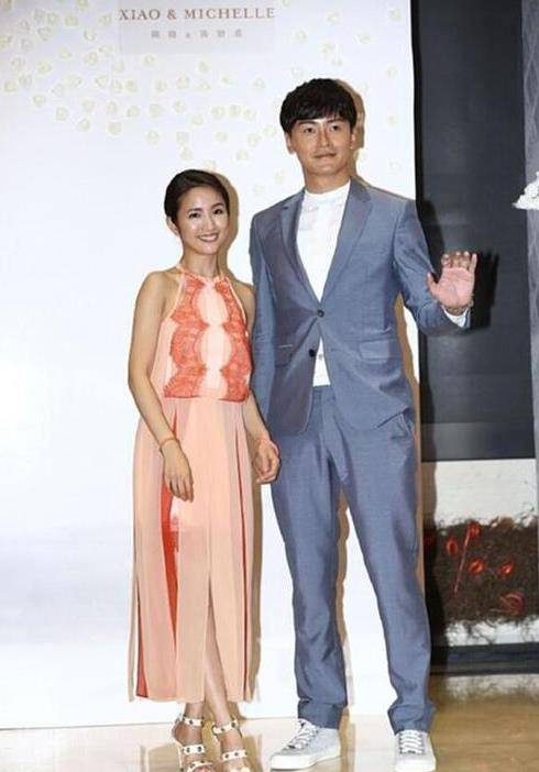 设计|“恶作剧之吻”男女主同台,林依晨一袭长裙可爱模样依旧不减