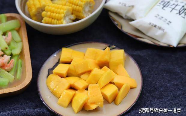 美食|我家孩子的早餐不将就，营养丰富搭配齐全，网友：家里有矿吗？