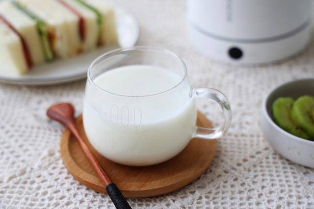 做法|早餐别再吃路边摊，在家几分钟搞定的快手早餐，比路边摊好10倍