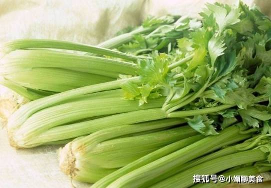 如何炒芹菜腐竹 d96eda6cde9042b89a0db4821f7f18a1.jpeg