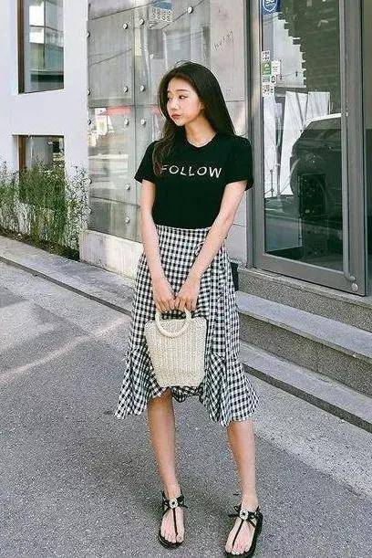 设计|你还在为胯宽、腰粗、腿短而忧虑？看这里，这件单品通通帮你解决！