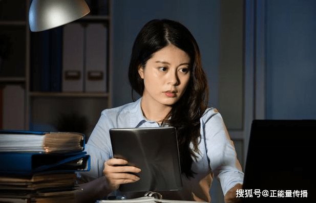 症状|35岁大叔确诊“肝硬化”？医生：这3“陋习”应早戒掉！