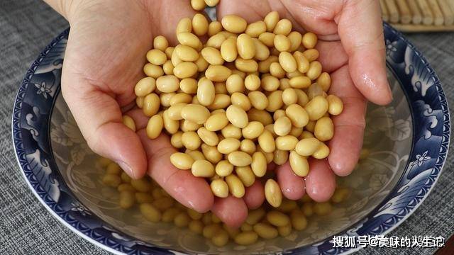 都浮|黄豆别打豆浆了,这做法实在太香了,既是解馋小零食,又是下酒菜