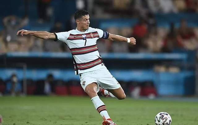 欧洲杯葡萄牙夺冠是谁进的球 935f71057e364f2c9de1da6de6ae5fa2.jpeg