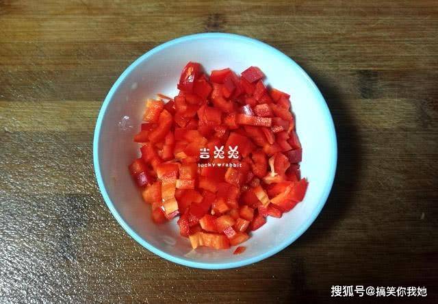 做法|豆腐换个做法当早餐,松软香甜,一口气吃一盘,三岁孩子都能学会