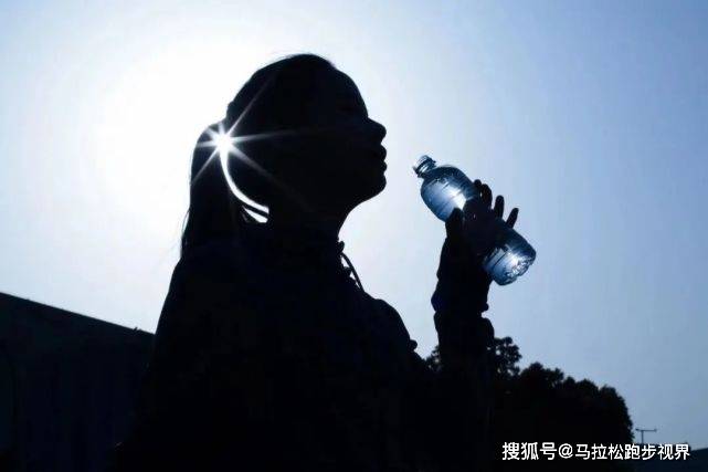眼睛|炙烤模式开启 炎炎夏日这些防晒装备不容忽视