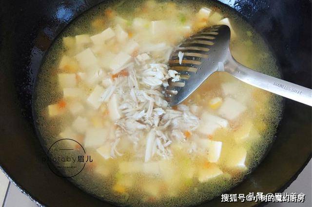 有哪些食材可以烧汤 13c3874eefcb40629543613962217902.jpeg