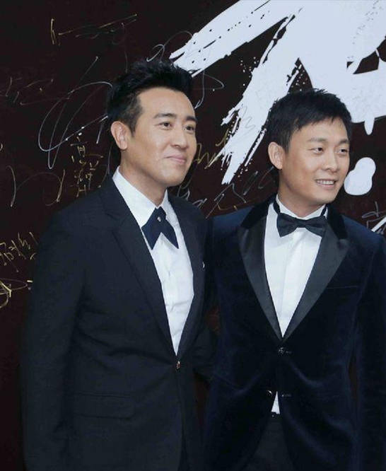 中国电影最佳男主角的分别是张译,刘德华,于和伟,易烊千玺和张震.