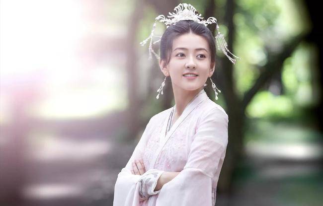 口碑|梁洁是名副其实的网剧一姐?成名作口碑超好,作品播放累积破百亿