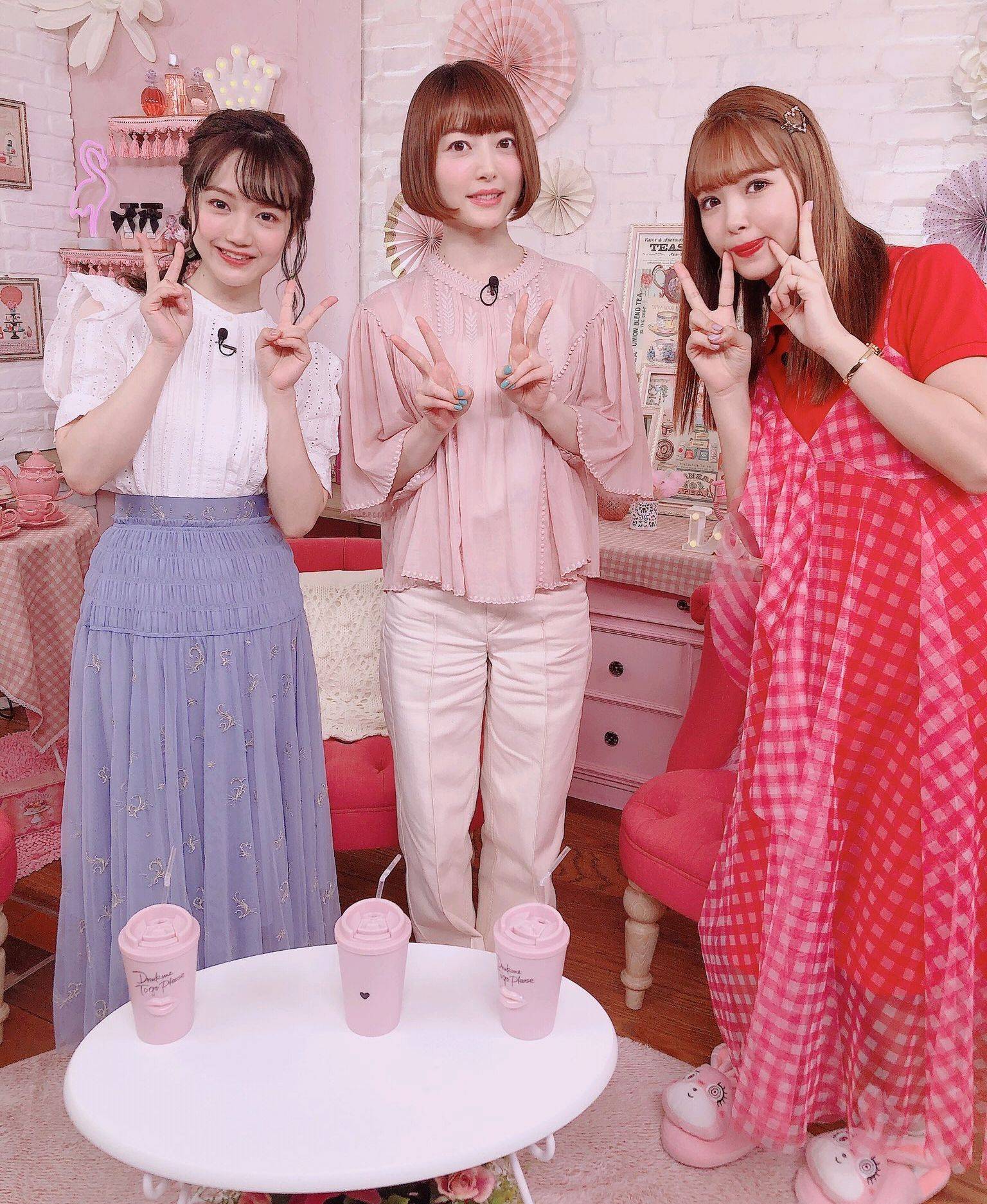 女生|“宅男女神”花泽香菜,不仅声音卡哇伊,私服穿搭更二次元美少女