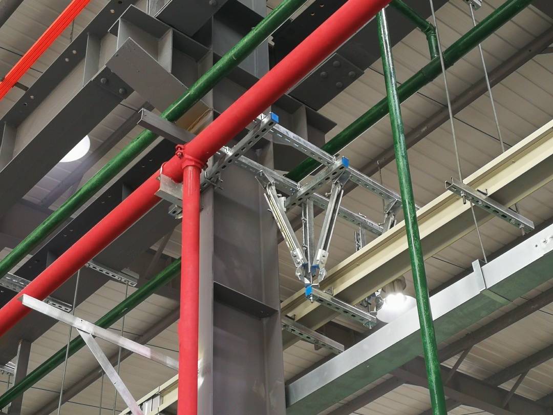 而琼凯抗震支吊架所用的镀锌c型钢,表面光洁,锌层均匀,附着力强,尺寸