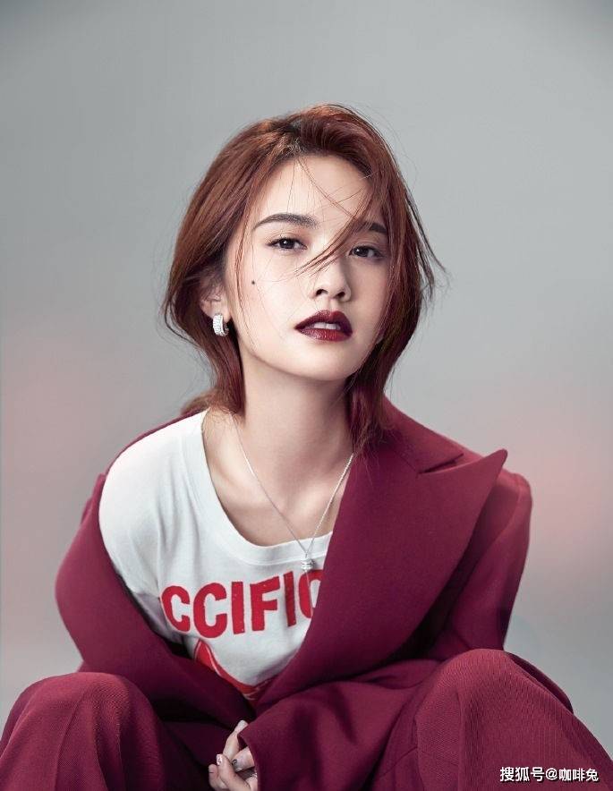 女神|杨丞琳的时尚复古搭配，令人惊叹不已，原来是时尚女神