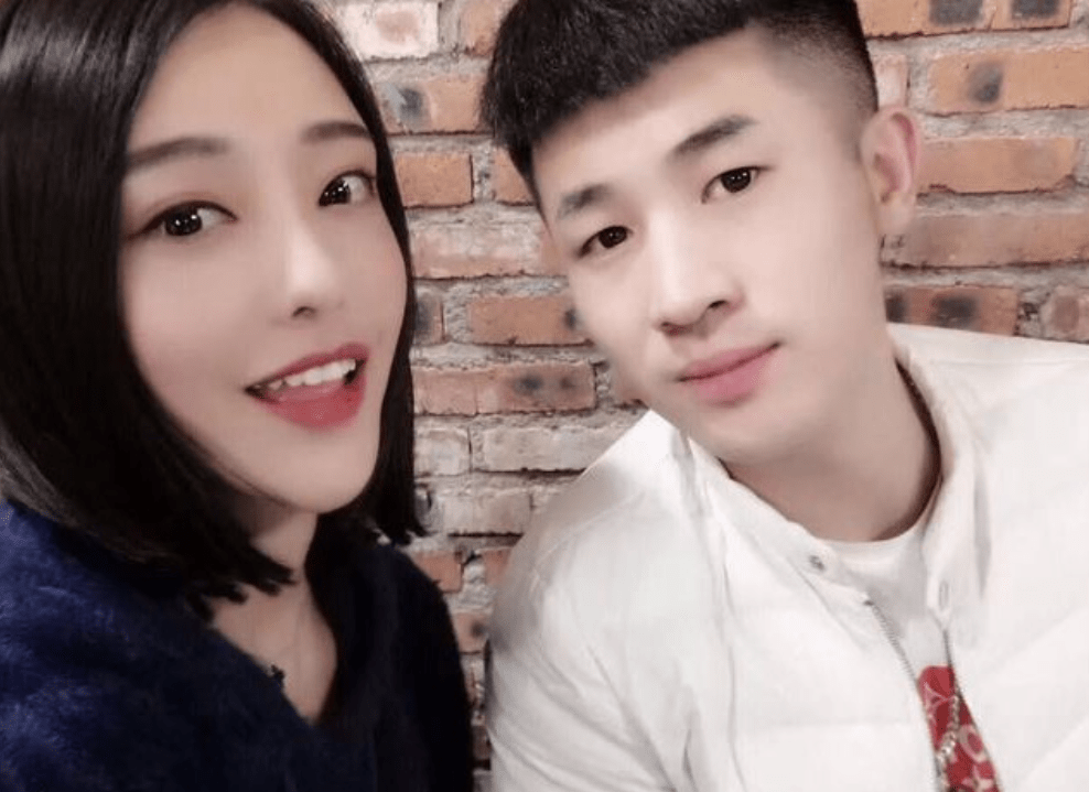 嘲讽|散打哥支持平台“涨粉收费”，怒斥圈内网红私下交易，遭粉丝嘲讽