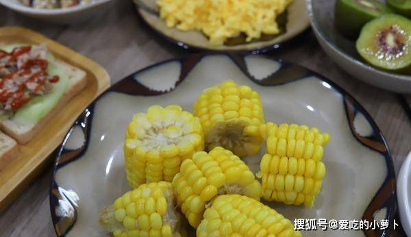 美食|洋气！俩孩子的早餐，妈妈准备了一桌子，朋友圈都赞爆了
