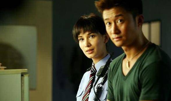 因为|曾被吴京邀请出演《战狼2》，因片酬低拒绝，今没人认识她