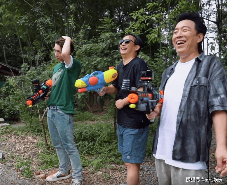 节目组|这一期《向往的生活》，老鸡条粉一定要看下！