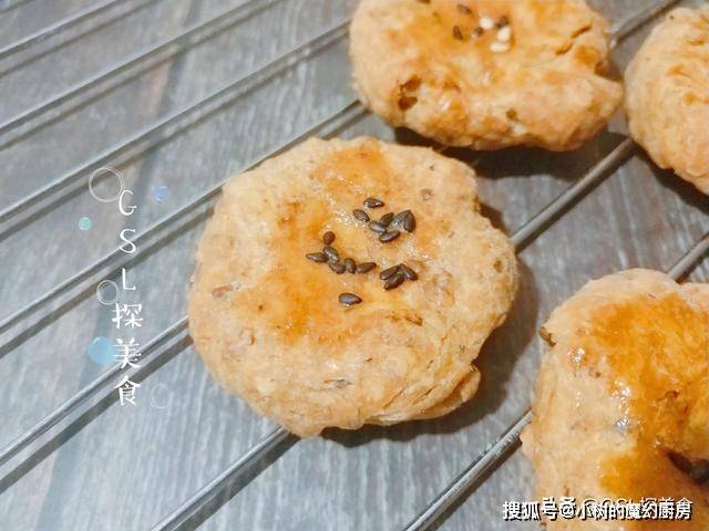 做法|这零食，一拌一烤就好，做法简单，香酥可口，老人孩子都喜欢