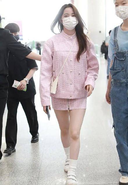 显得|近期女明星显胖造型盘点：杨幂、杨采钰、吴宣仪