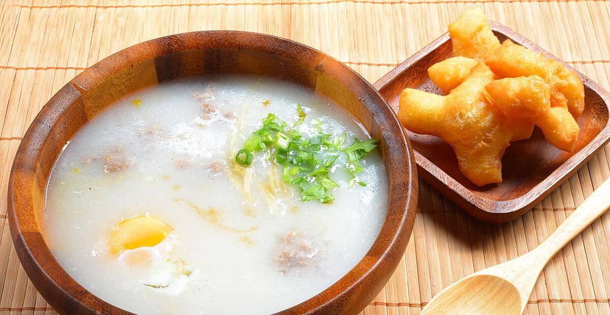 美食|7种适合大学生在宿舍拿来当早餐的美食，10块钱就能吃得很丰盛