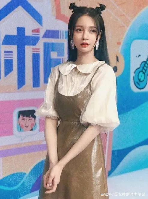 工装裤|31岁的沈梦辰，亲身演绎如何穿出18岁既视感，时髦减龄还很养眼