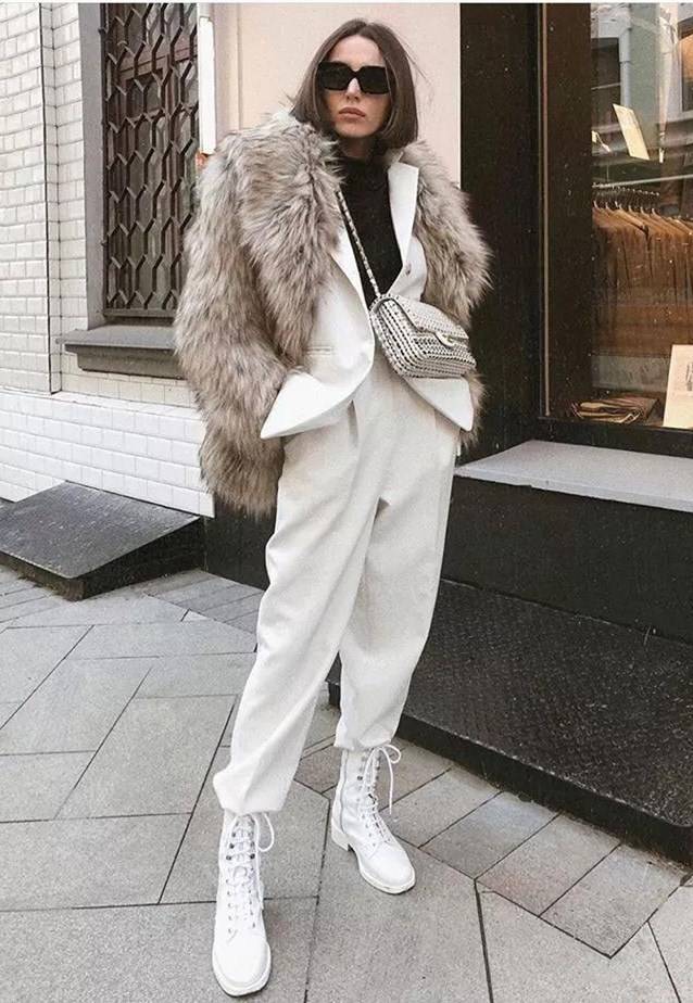 棉大衣|衣服不必多买，有这件“皮草外套”就够了，保暖洋气，一件顶两件