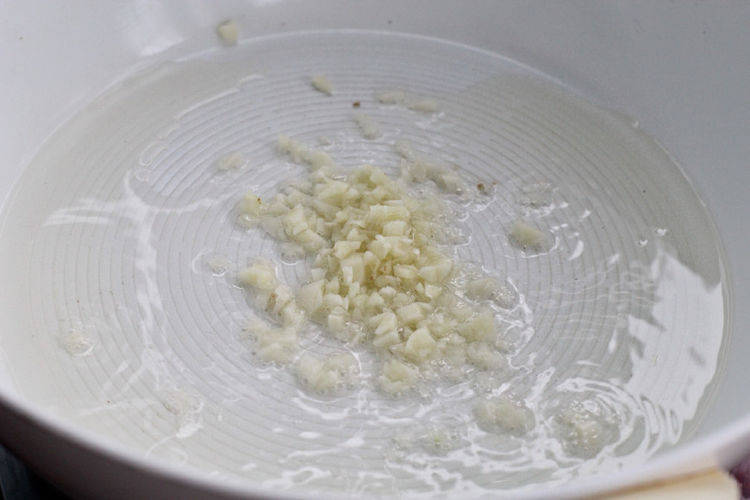 老公|油条加它一起炒,连饭带菜都有了,口感爽滑不油腻,夏天吃正合适