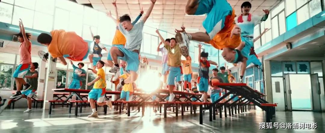 青春|《燃野少年的天空》别拿“歌舞片”来背锅了