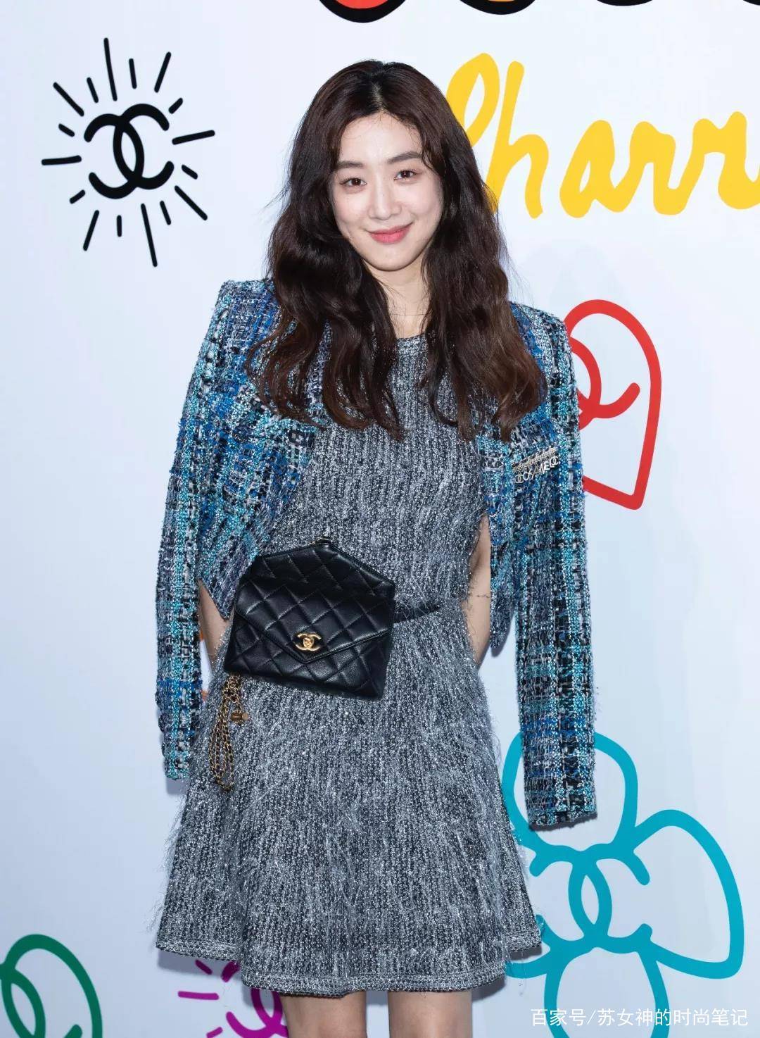 整体|今年超流行“撞衫”穿法，学学明星这样穿，时髦又洋气，谁穿谁美